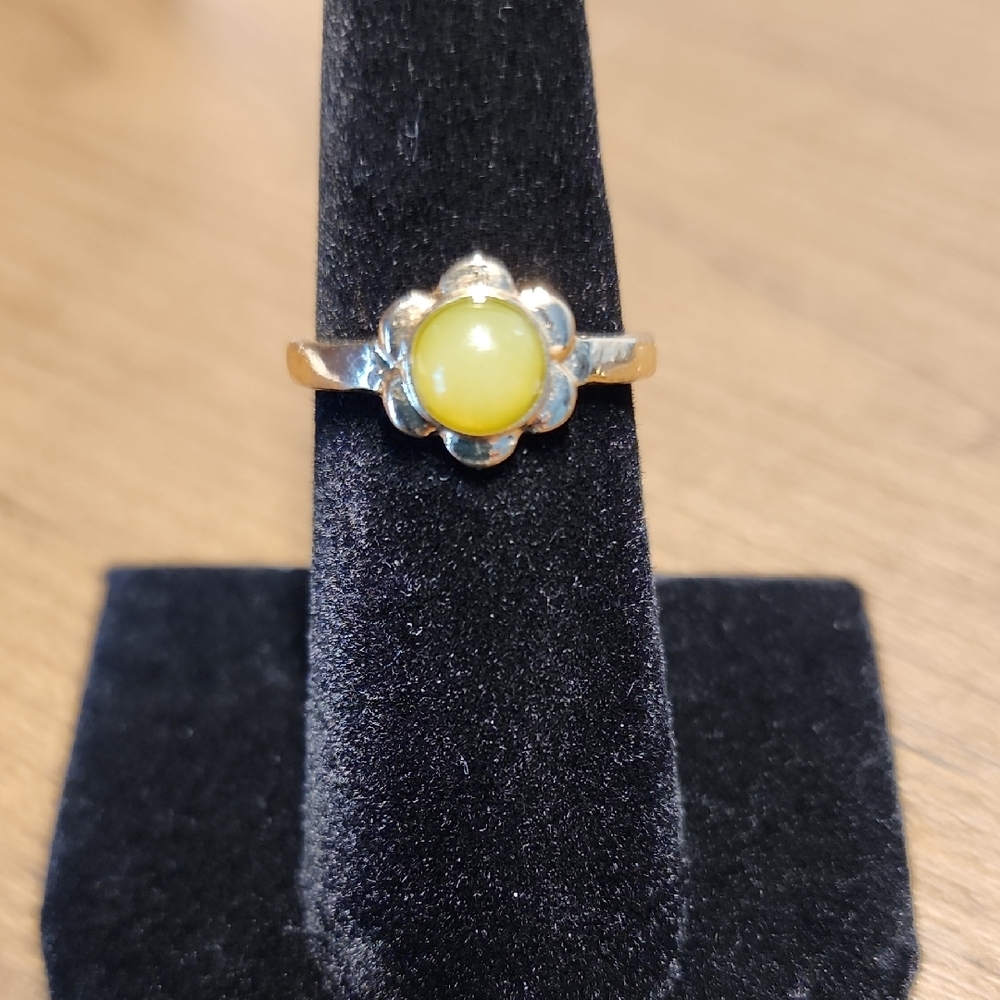 Yellow Green Faux Stone Silver Ring